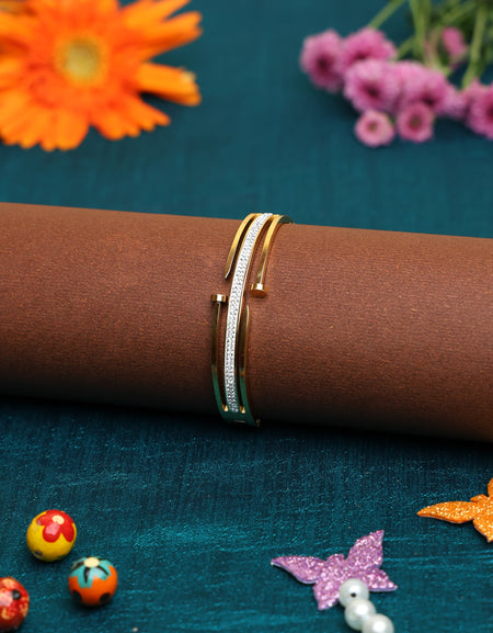 Love Band Anti-Tarnish Stylish Bracelet