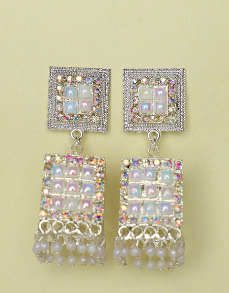 Fancy Trendy Jhumki Set.