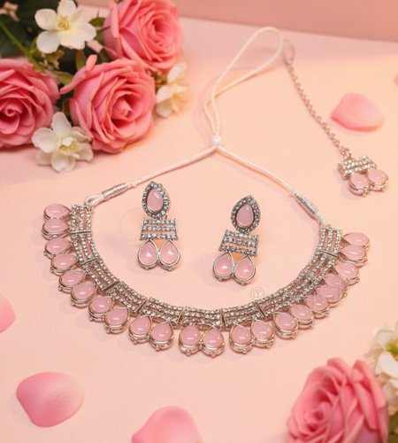 Shining Diva fashion Necklace