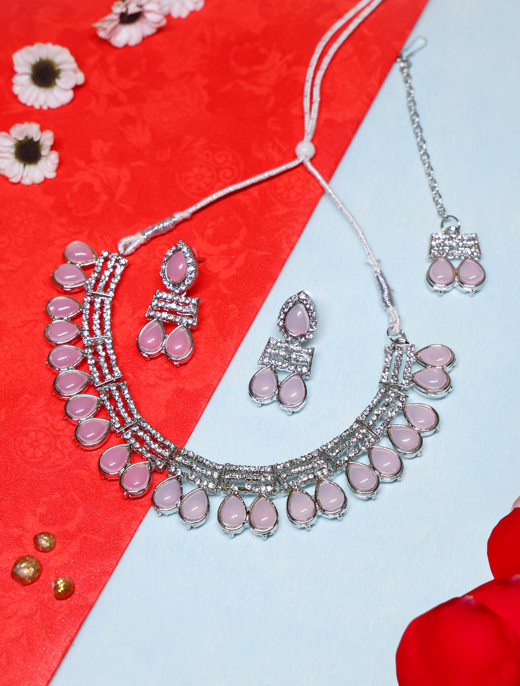 Shining Diva fashion Necklace