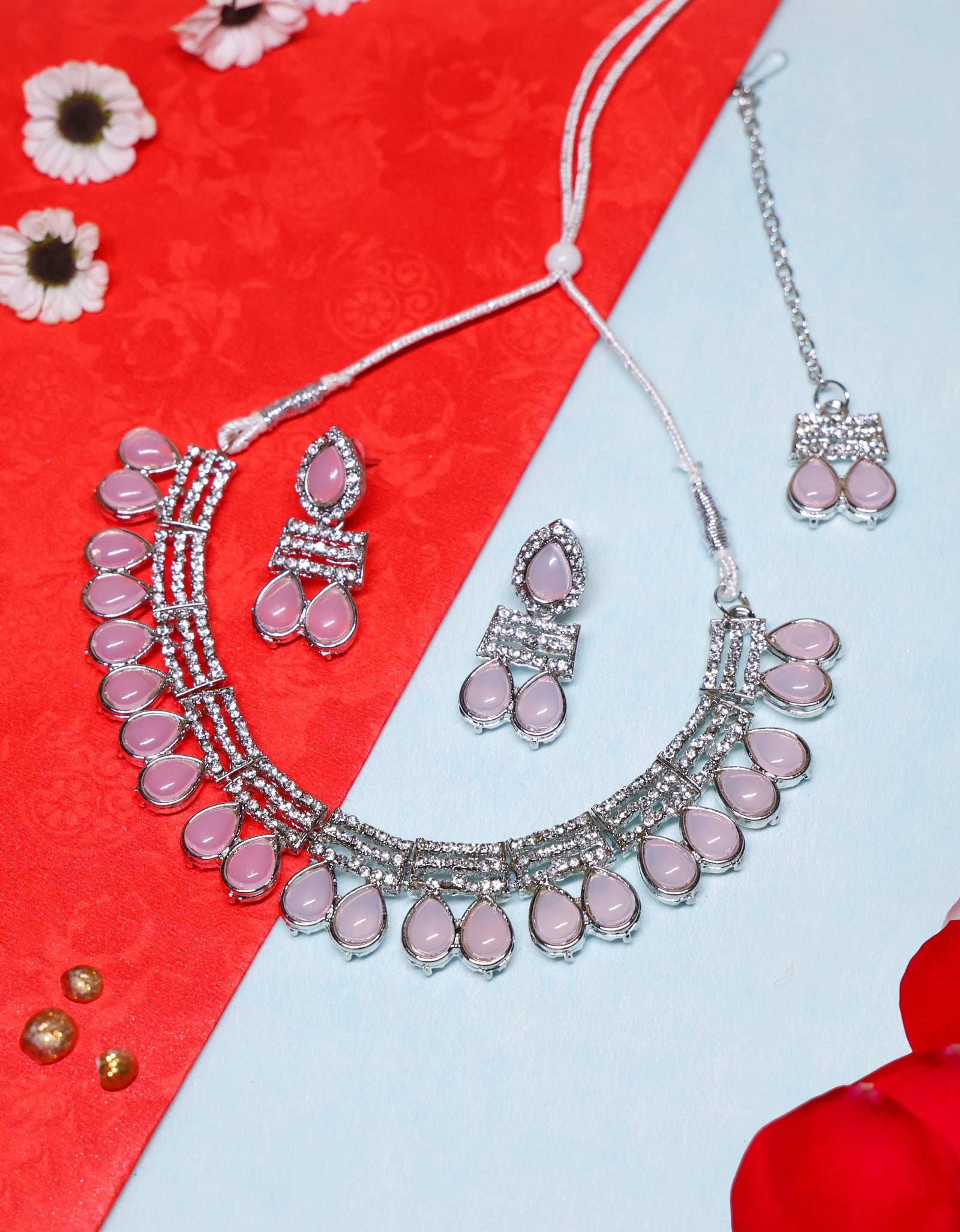 Shining Diva fashion Necklace