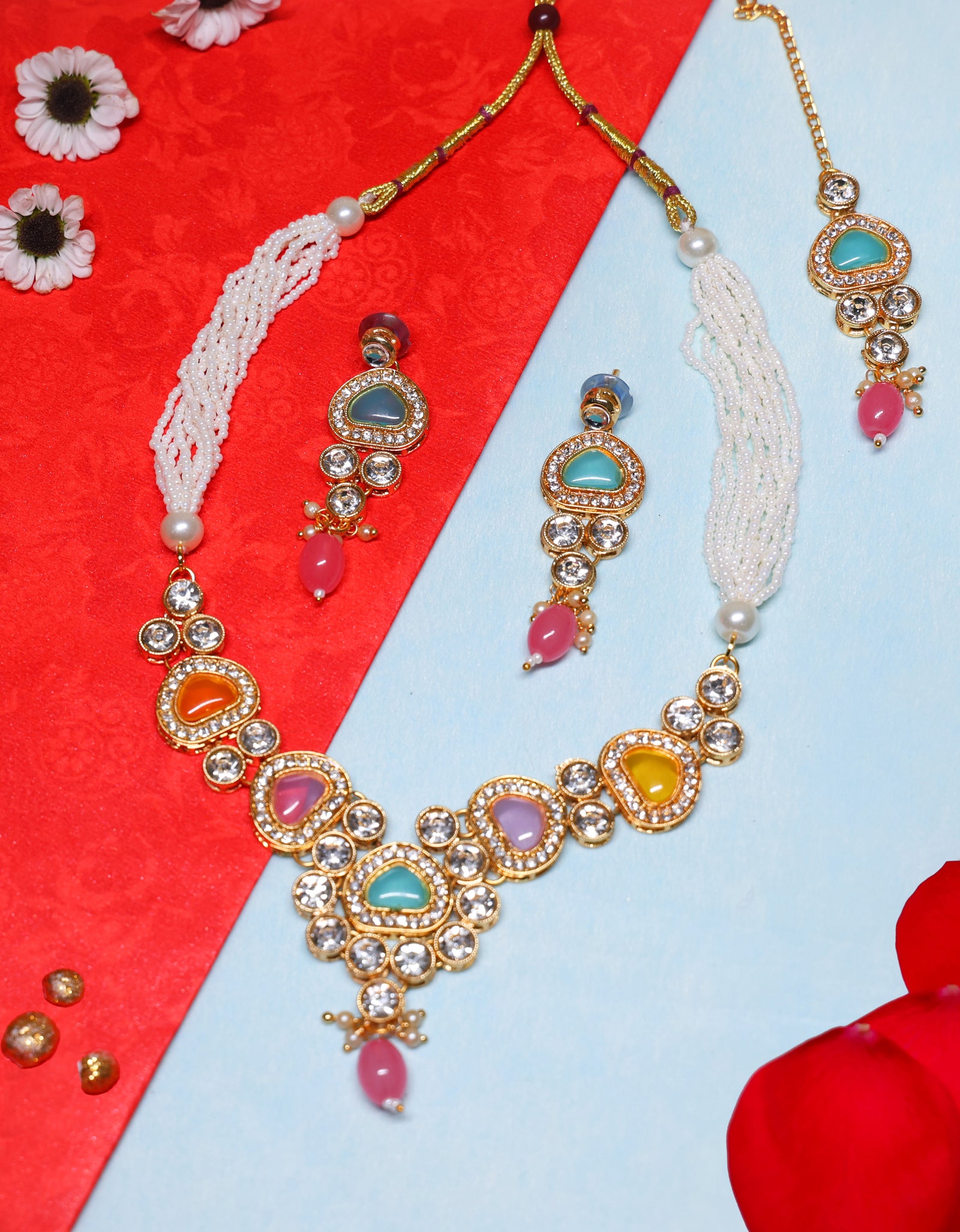 Stunning Necklace set with Earing.