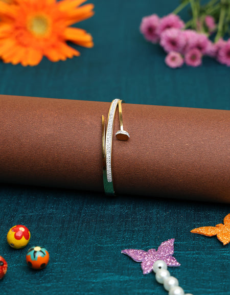 Love Band Anti-Tarnish Stylish Bracelet