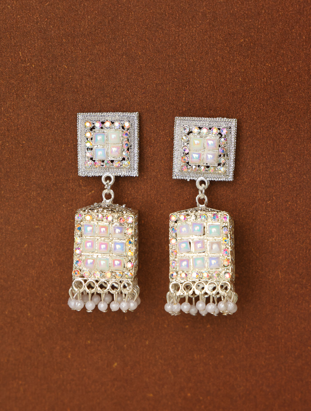 Fancy Trendy Jhumki Set.