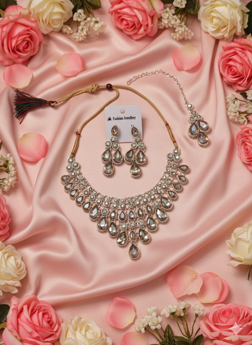 Silver-Tone Kundan Teardrop Necklace Set for Women